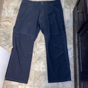 Black Kuhl Outdoor Cargo Pants Mens 40x30